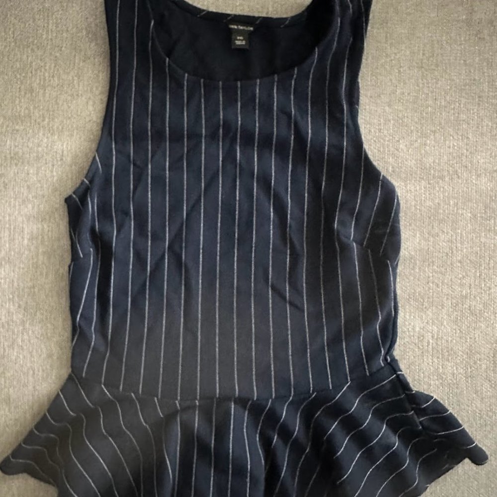 ANN TAYLOR NAVY BLOUSE XXS